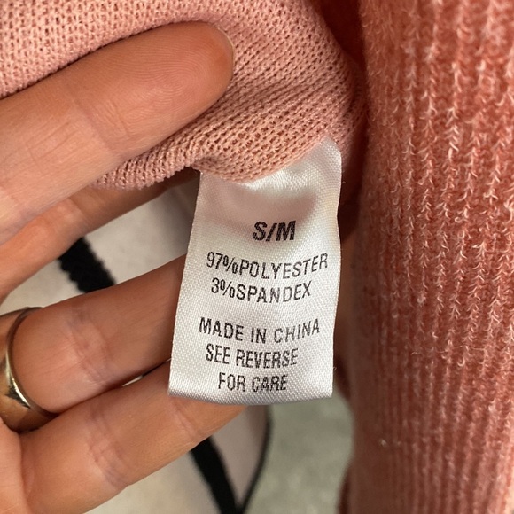 Wishlist Pink Cropped V Neck Sweater S/M - Picture 6 of 6